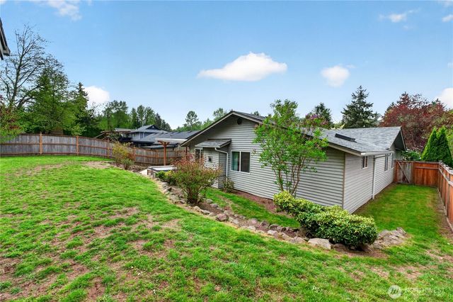16616 133rd Place SE, Renton, WA 98058