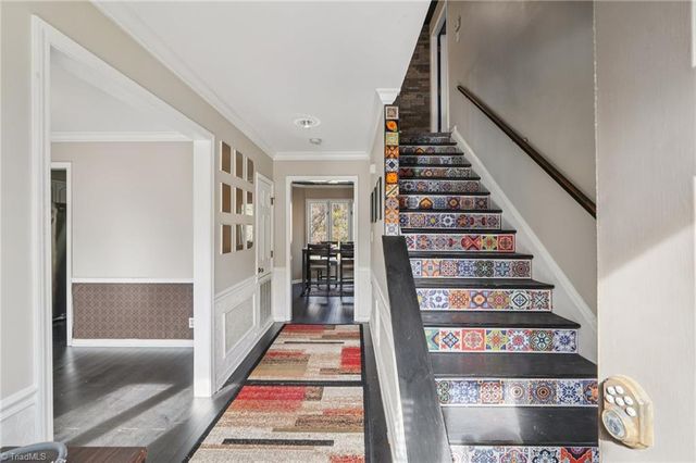 113 Briar Ridge Circle, Winston-salem, NC 27104