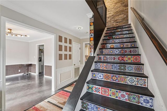 113 Briar Ridge Circle, Winston-salem, NC 27104