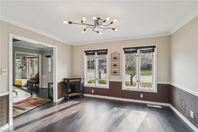 113 Briar Ridge Circle, Winston-salem, NC 27104