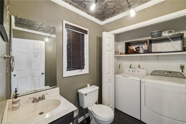 113 Briar Ridge Circle, Winston-salem, NC 27104