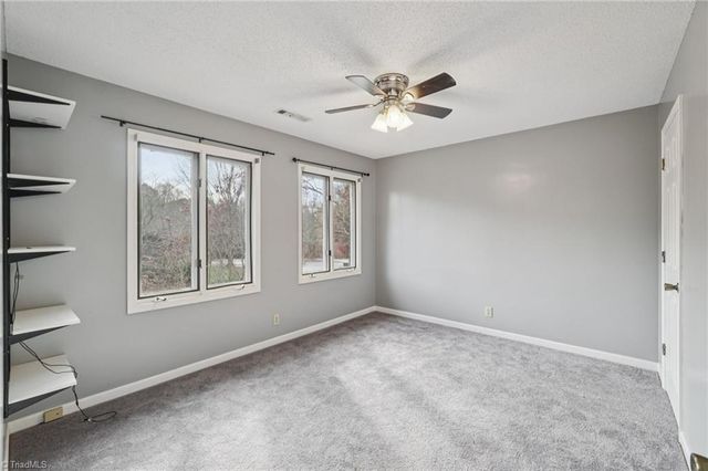 113 Briar Ridge Circle, Winston-salem, NC 27104