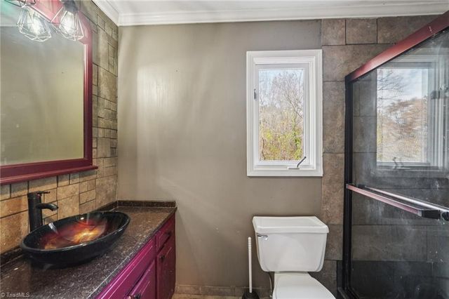 113 Briar Ridge Circle, Winston-salem, NC 27104