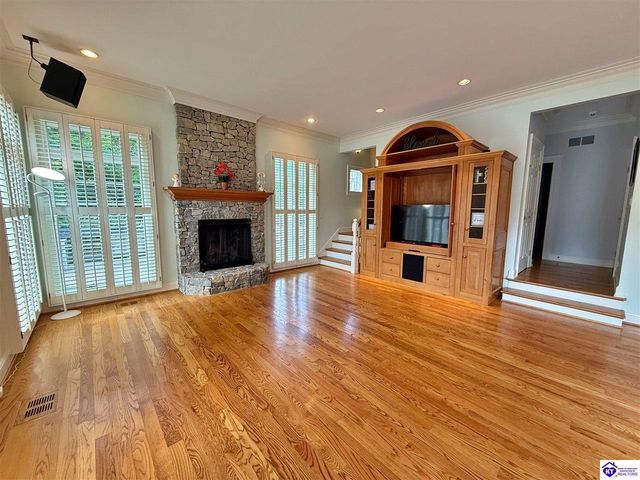710 Landsdowne Court, Elizabethtown, KY 42701