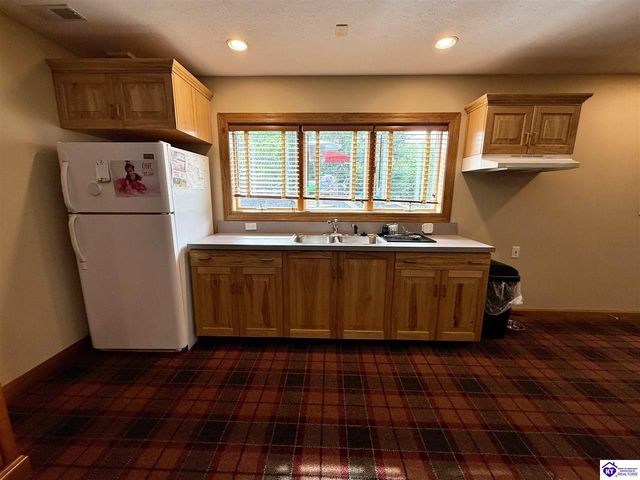 710 Landsdowne Court, Elizabethtown, KY 42701