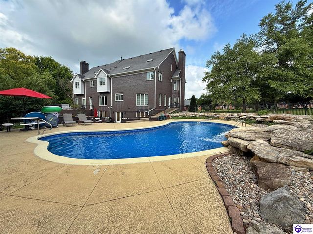 710 Landsdowne Court, Elizabethtown, KY 42701