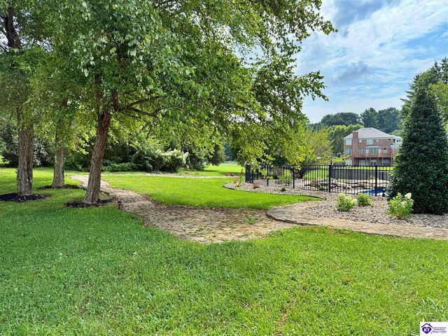710 Landsdowne Court, Elizabethtown, KY 42701