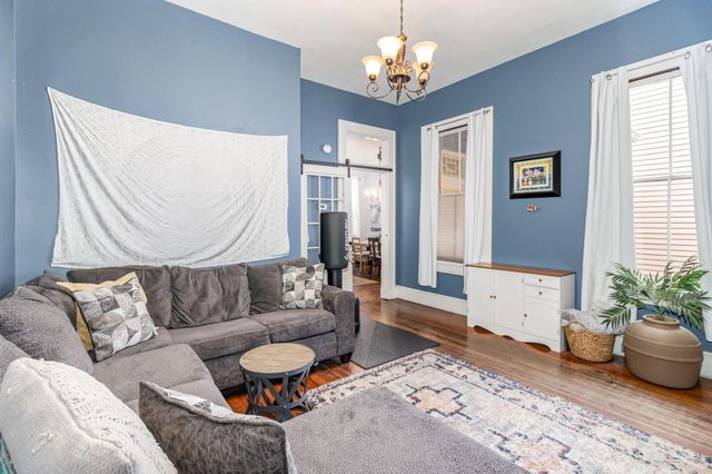 927 Monroe Street, Newport, KY 41071