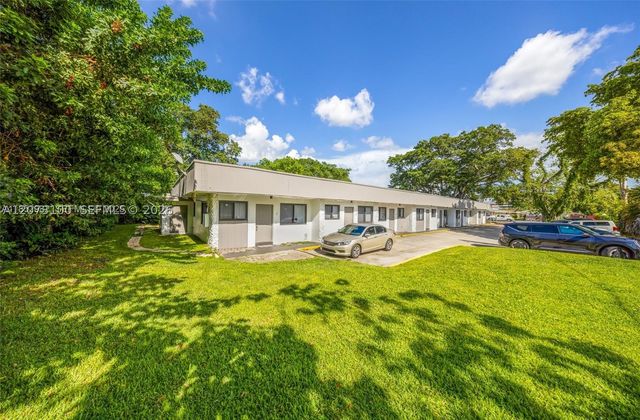 2237 Taylor St 3B, Hollywood, FL 33020