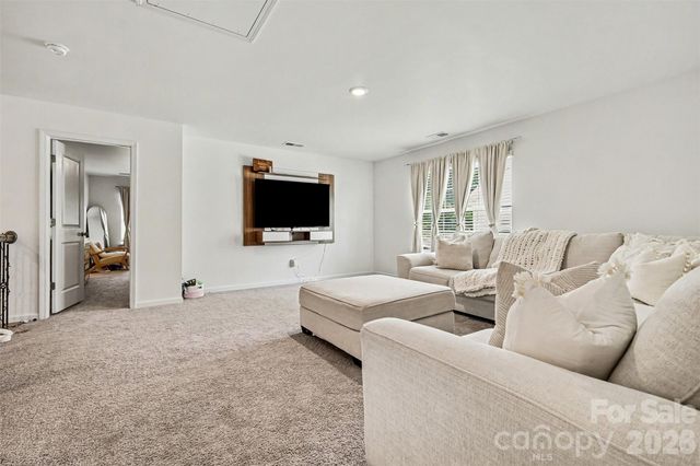 378 Kennerly Center Drive, Mooresville, NC 28115