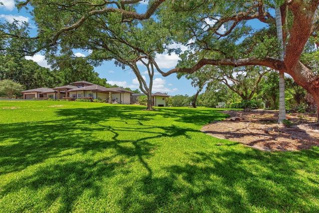 1007 LAKEWOOD DRIVE, Brandon, FL 33510
