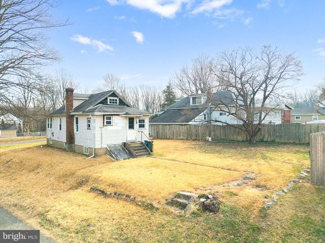 1978 SUMMIT AVE, Feasterville Trevose, PA 19053