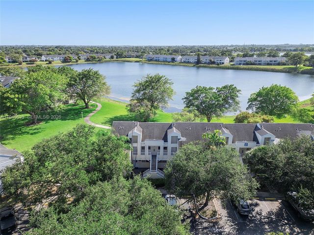 3457 NW 44th St 104, Oakland Park, FL 33309