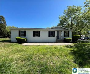 12 Spruce Court, Moore Twp, PA 18014