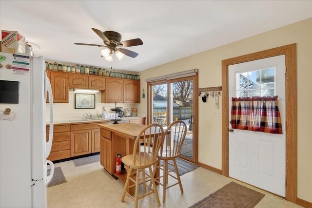 2432 Wood Drive, Beloit, WI 53511