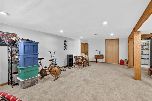 2432 Wood Drive, Beloit, WI 53511