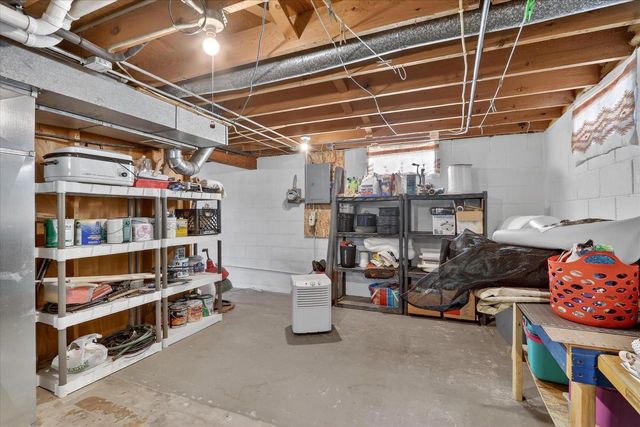 2432 Wood Drive, Beloit, WI 53511