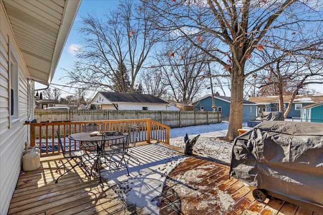 2432 Wood Drive, Beloit, WI 53511