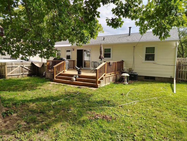 2432 Wood Drive, Beloit, WI 53511