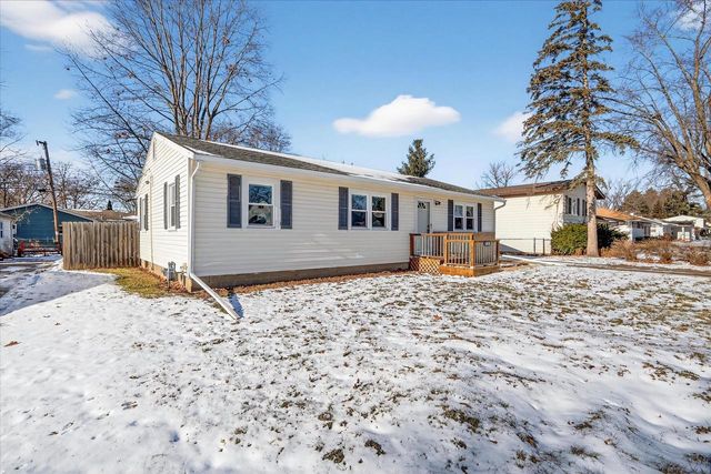 2432 Wood Drive, Beloit, WI 53511