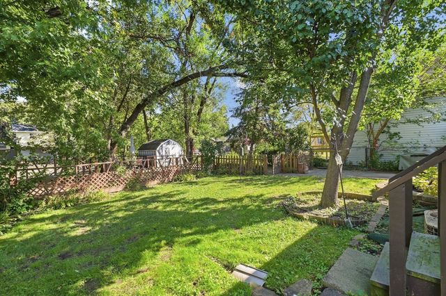 3905 Custer Avenue, Lyons, IL 60534