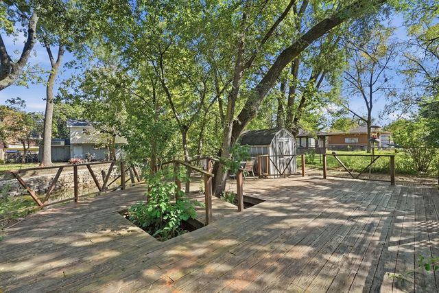 3905 Custer Avenue, Lyons, IL 60534