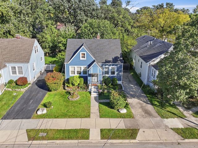 3905 Custer Avenue, Lyons, IL 60534