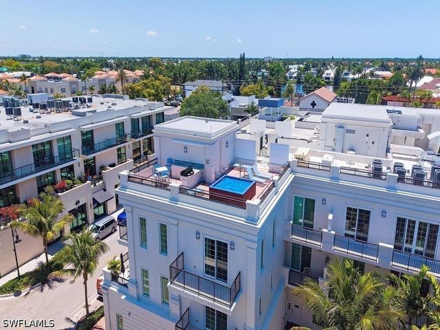 490 5th ST S 101, Naples, FL 34102