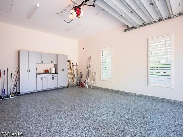490 5th ST S 101, Naples, FL 34102