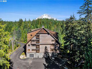 31254 E COLLINS LAKE Rd 22, Government Camp, OR 97028