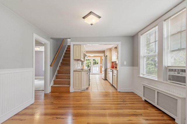 11 Magnolia St, Framingham, MA 01701