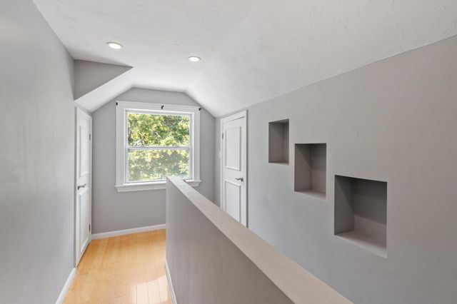 11 Magnolia St, Framingham, MA 01701