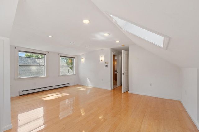 11 Magnolia St, Framingham, MA 01701