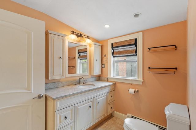 11 Magnolia St, Framingham, MA 01701