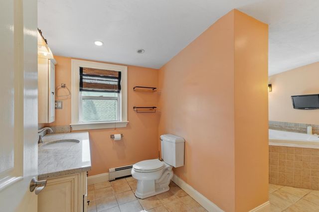 11 Magnolia St, Framingham, MA 01701