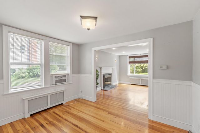 11 Magnolia St, Framingham, MA 01701