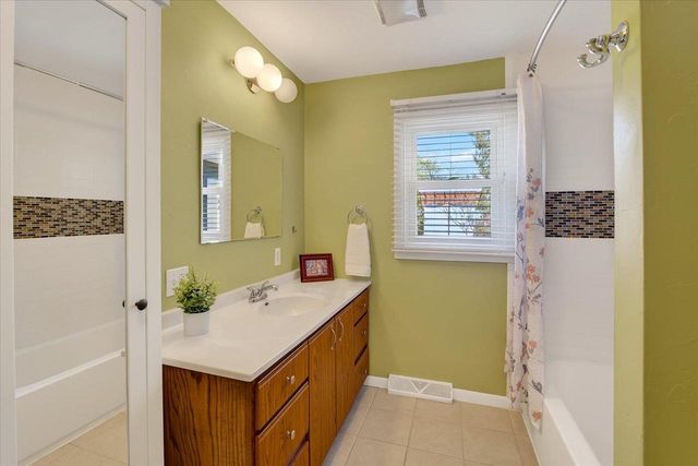 492 Hilton Drive, Madison, WI 53711
