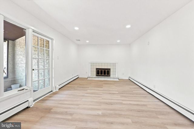 145 CENTURA, Cherry Hill, NJ 08003