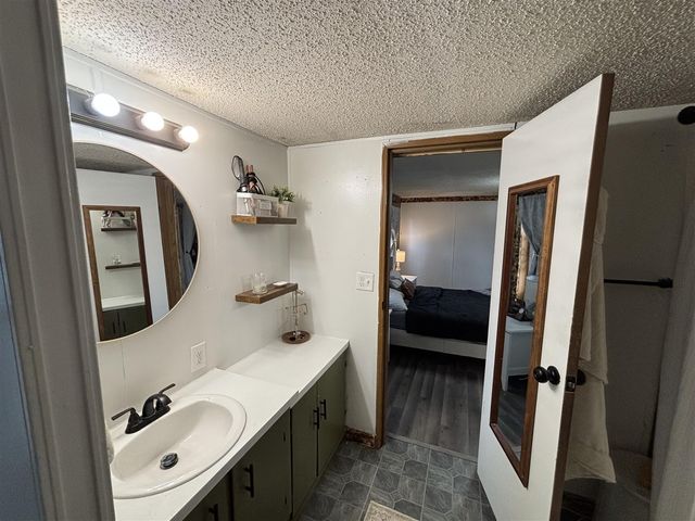1578 E Pine Hill Avenue, White Cloud, MI 49349