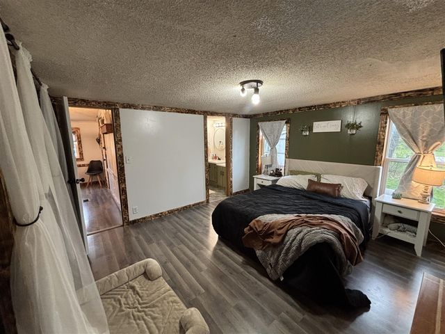 1578 E Pine Hill Avenue, White Cloud, MI 49349