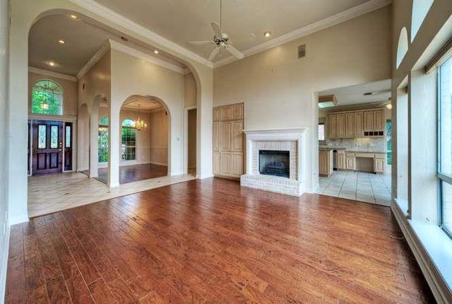 8703 Bluegrass DR, Austin, TX 78759