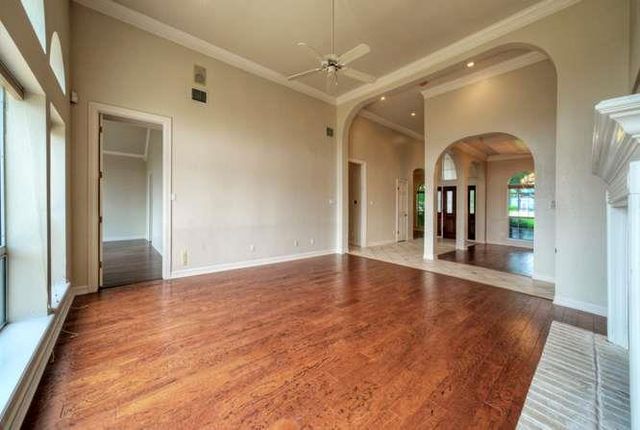 8703 Bluegrass DR, Austin, TX 78759