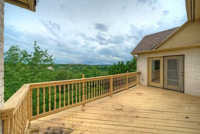 8703 Bluegrass DR, Austin, TX 78759