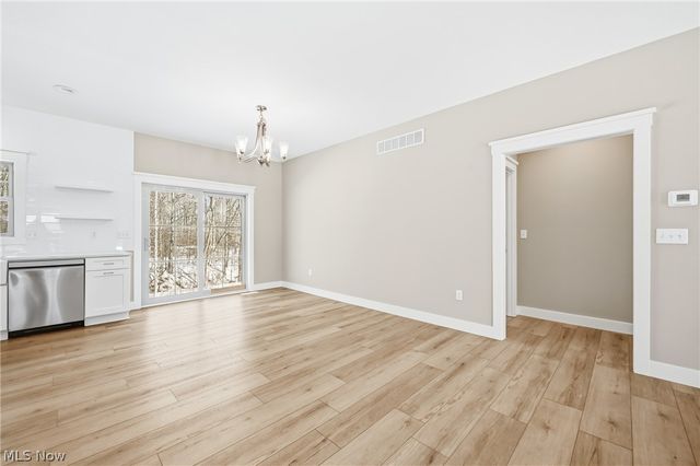 2310 Wilshire Drive, Cortland, OH 44410