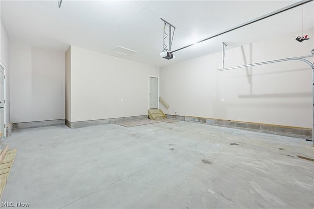 2310 Wilshire Drive, Cortland, OH 44410