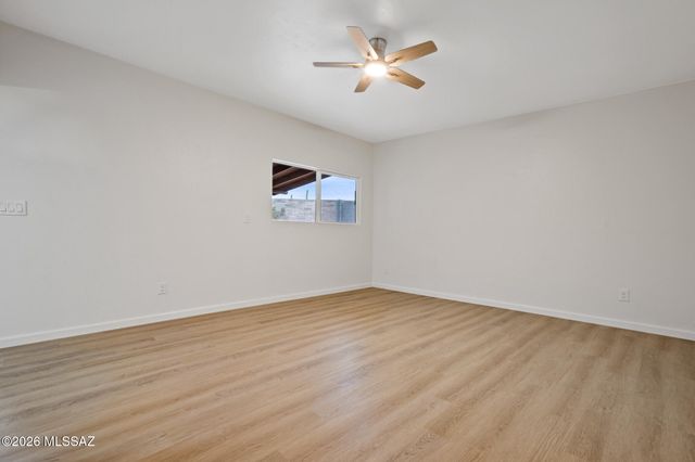 6430 N Lena Place, Tucson, AZ 85741