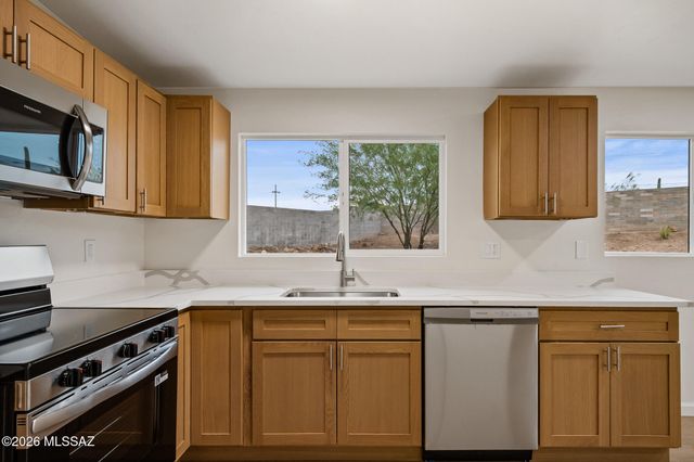 6430 N Lena Place, Tucson, AZ 85741