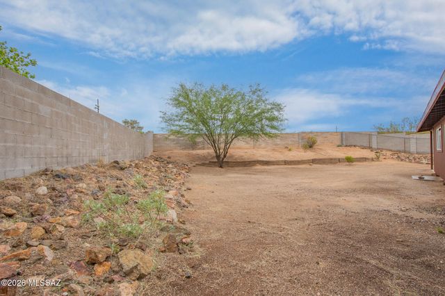6430 N Lena Place, Tucson, AZ 85741