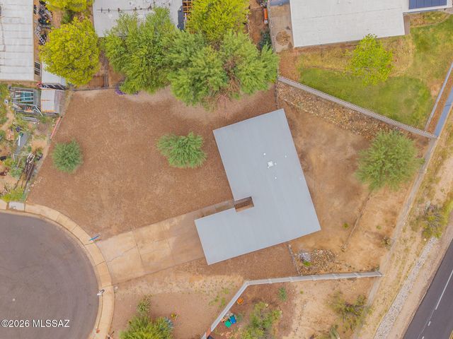 6430 N Lena Place, Tucson, AZ 85741