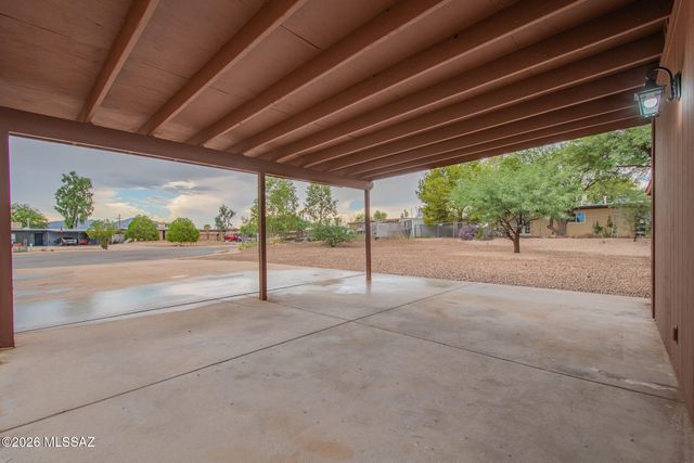 6430 N Lena Place, Tucson, AZ 85741
